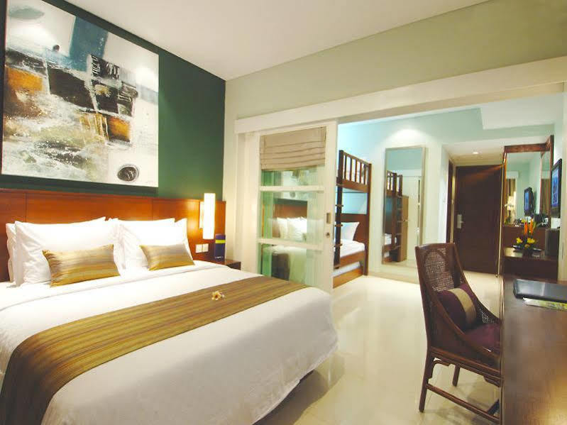 Bali Dynasty Resort Kuta Lombok Buitenkant foto